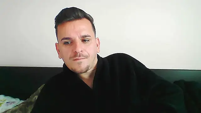 Huge cock22cm online show from October 2025 10:16:01 AM