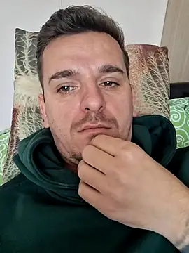 Huge cock22cm online show from December 2025 10:55:02 AM