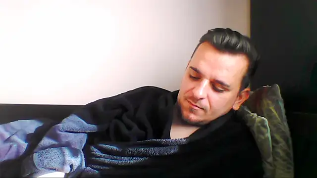 Huge cock22cm online show from January 2026 12:10:01 PM