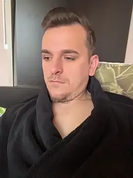 Huge cock22cm online show from April 2026 05:23:01 AM