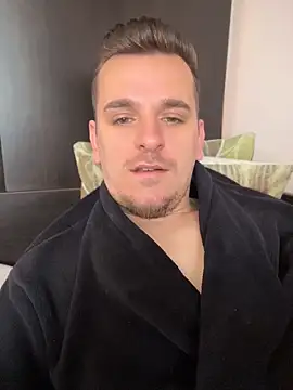 Huge cock22cm online show from May 2026 07:35:01 AM