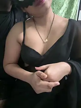 Snapshot of Magical-Couple-telugu chatting on January 2025 02:28:02 PM Magical-Couple-telugu online show from January 2025 02:28:02 PM