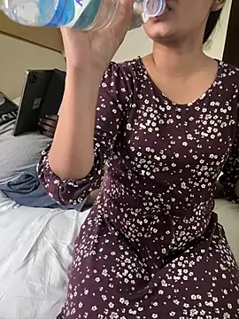 Snapshot of Magical-Couple-telugu chatting on February 2025 11:47:02 PM Magical-Couple-telugu online show from February 2025 11:47:02 PM