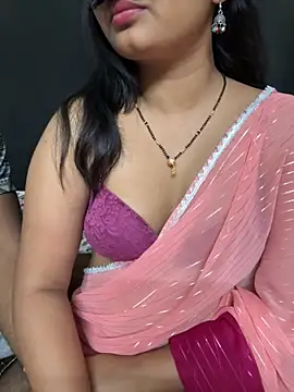 Snapshot of Magical-Couple-telugu chatting on September 2025 09:42:01 PM Magical-Couple-telugu online show from September 2025 09:42:01 PM