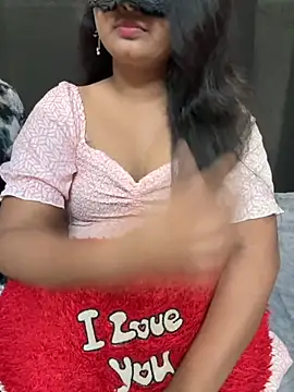 Snapshot of Magical-Couple-telugu chatting on October 2025 02:13:01 PM Magical-Couple-telugu online show from October 2025 02:13:01 PM