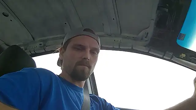 Snapshot of VitaminDrewFl chatting on January 2026 07:19:02 PM VitaminDrewFl online show from January 2026 07:19:02 PM