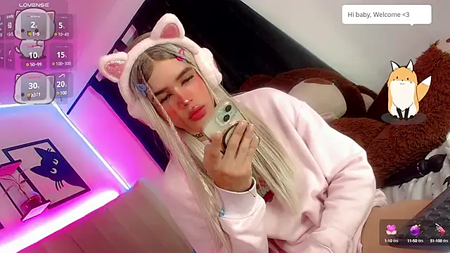 Snapshot of ladytslatina chatting on March 2025 01:17:01 PM ladytslatina online show from March 2025 01:17:01 PM