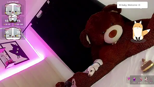 Snapshot of ladytslatina chatting on March 2025 11:38:01 AM ladytslatina online show from March 2025 11:38:01 AM