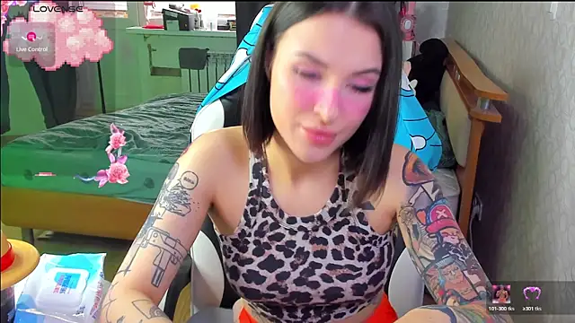 folinskayyya online show from May 2026 05:03:02 AM