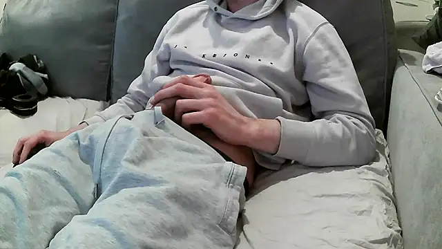 Snapshot of jeunesexi chatting on January 2026 06:22:02 PM jeunesexi online show from January 2026 06:22:02 PM