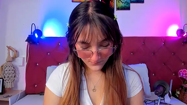 Ruth harvey  online show from November 2025 01:44:02 PM