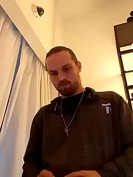 Snapshot of VitaminmanFL chatting on December 2024 08:58:02 PM VitaminmanFL online show from December 2024 08:58:02 PM