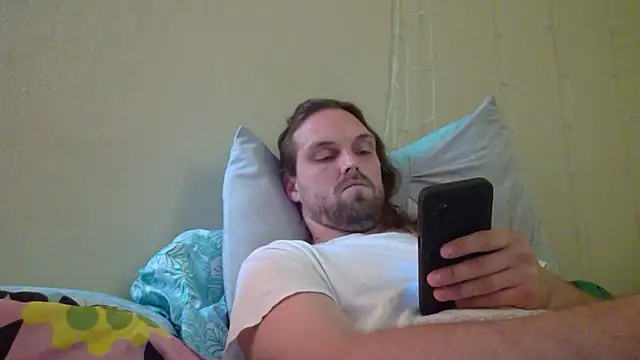 Snapshot of VitaminmanFL chatting on December 2024 06:39:02 PM VitaminmanFL online show from December 2024 06:39:02 PM