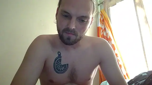 Snapshot of VitaminmanFL chatting on January 2025 01:10:02 PM VitaminmanFL online show from January 2025 01:10:02 PM