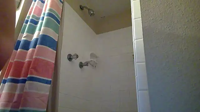 Snapshot of VitaminmanFL chatting on March 2025 04:17:01 PM VitaminmanFL online show from March 2025 04:17:01 PM