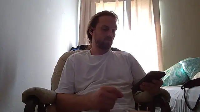 Snapshot of VitaminmanFL chatting on March 2025 03:07:02 PM VitaminmanFL online show from March 2025 03:07:02 PM