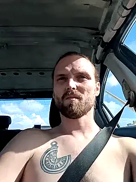 Snapshot of VitaminmanFL chatting on October 2025 08:27:02 PM VitaminmanFL online show from October 2025 08:27:02 PM