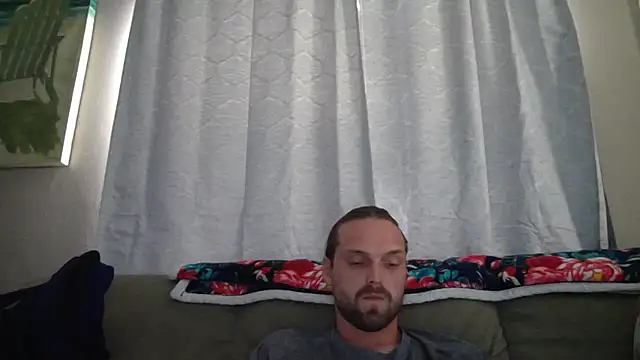 Snapshot of VitaminmanFL chatting on October 2025 01:31:02 PM VitaminmanFL online show from October 2025 01:31:02 PM