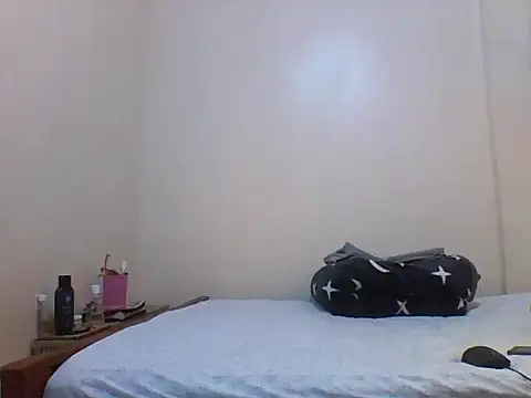 Snapshot of princess-cutie12 chatting on June 2026 10:45:02 AM princess-cutie12 online show from June 2026 10:45:02 AM