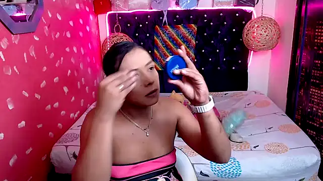 Snapshot of EmilyTsSweet chatting on February 2025 02:48:02 PM EmilyTsSweet online show from February 2025 02:48:02 PM