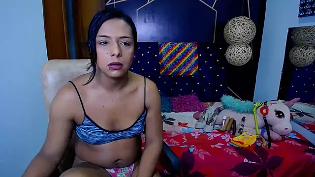 Snapshot of EmilyTsSweet chatting on March 2025 02:18:01 PM EmilyTsSweet online show from March 2025 02:18:01 PM