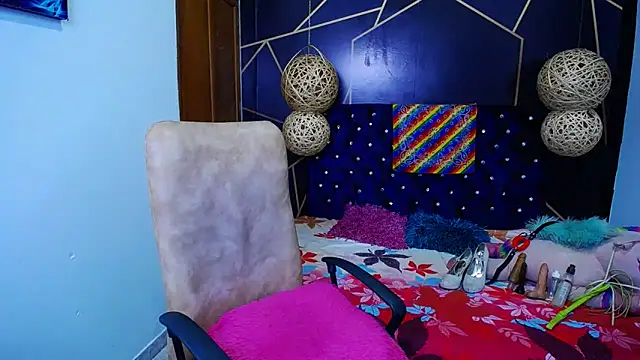 Snapshot of EmilyTsSweet chatting on March 2025 05:07:01 PM EmilyTsSweet online show from March 2025 05:07:01 PM