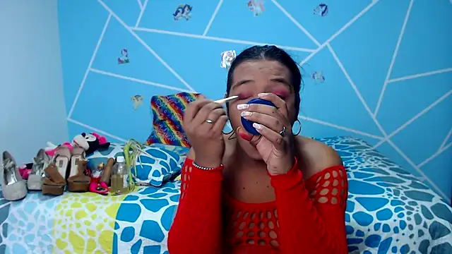 Snapshot of EmilyTsSweet chatting on October 2025 01:07:01 PM EmilyTsSweet online show from October 2025 01:07:01 PM