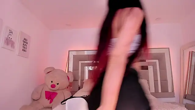 Nicolle foxy online show from February 2025 08:37:01 PM