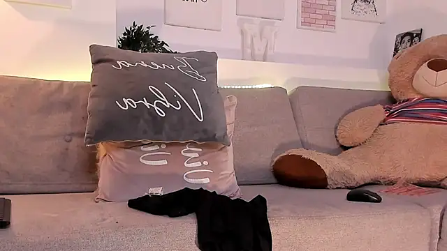 Nicolle foxy online show from February 2025 12:13:01 AM