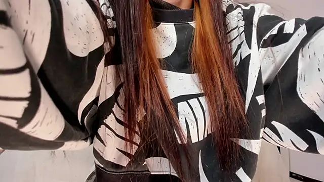 Nicolle foxy online show from October 2025 01:14:01 PM