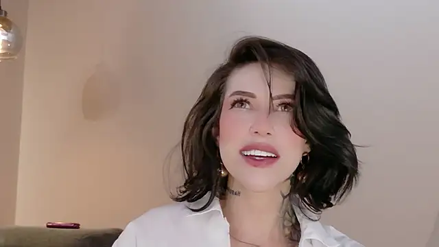 Hannah Borbon online show from March 2026 02:46:01 AM