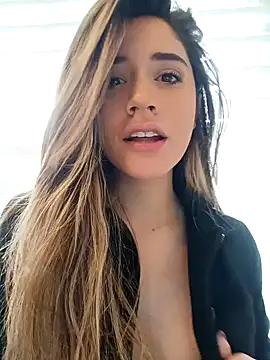 maliciaworld online show from December 2024 06:09:02 PM