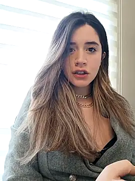 maliciaworld online show from February 2025 05:10:02 PM