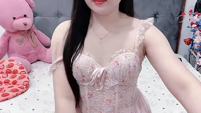Funikio online show from May 2026 04:07:02 AM