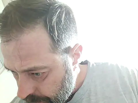 zefside42 online show from November 2025 11:05:02 AM