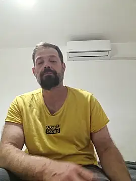 zefside42 online show from November 2025 06:32:01 PM