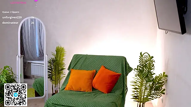 oliviabr0wn0 online show from March 2026 02:17:01 AM