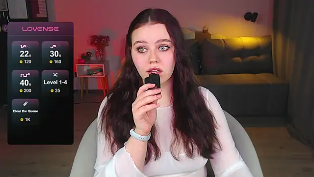 sensual me online show from February 2025 05:58:01 PM