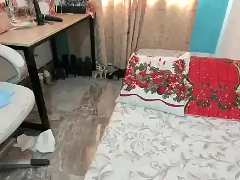 Snapshot of MonicaGarcia_ chatting on January 2025 03:17:02 PM MonicaGarcia online show from January 2025 03:17:02 PM