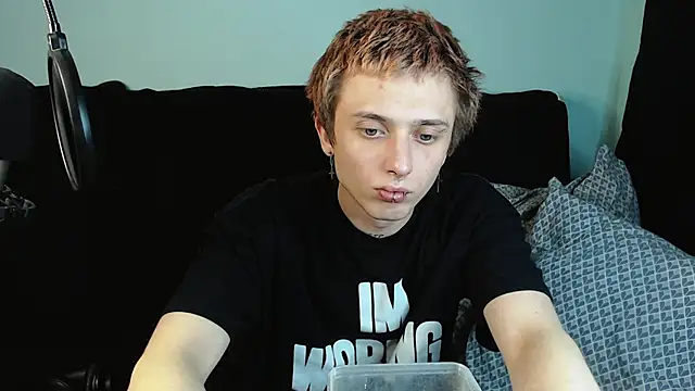 axxxturel online show from December 2024 05:37:01 PM