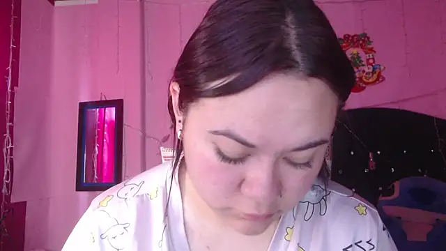 NikkiRous  online show from November 2025 01:03:01 PM