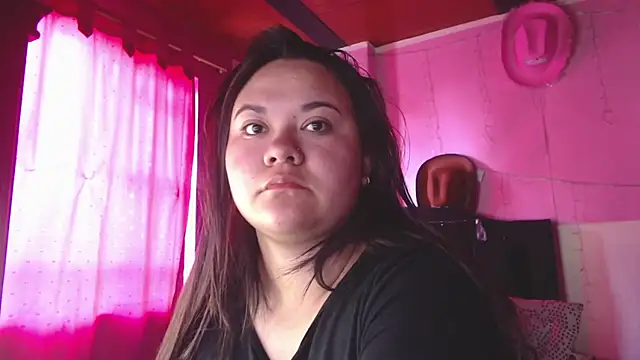 NikkiRous  online show from April 2026 01:23:01 PM