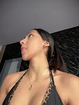 Ema azel online show from November 2025 02:05:01 PM