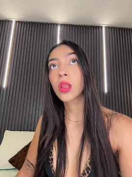 Ema azel online show from December 2025 01:39:02 PM