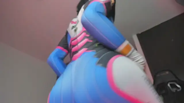 Snapshot of evaevanscute chatting on February 2025 02:22:02 PM evaevanscute online show from February 2025 02:22:02 PM