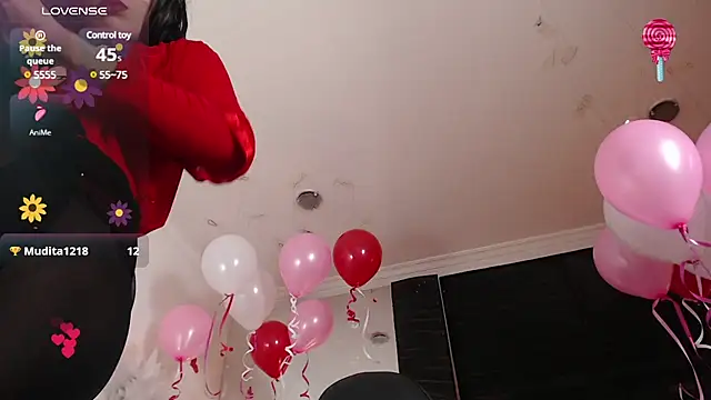 Snapshot of Giorgina_Parado chatting on February 2025 04:15:01 AM Giorgina Parado online show from February 2025 04:15:01 AM