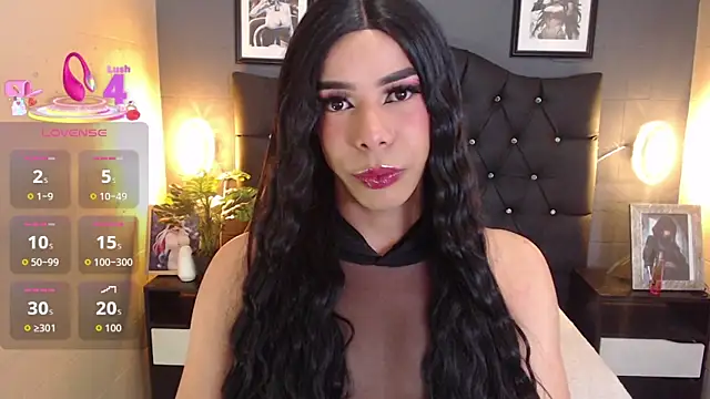 Snapshot of Giorgina_Parado chatting on October 2025 09:25:02 PM Giorgina Parado online show from October 2025 09:25:02 PM