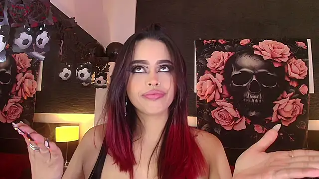 EvaaFoxxy1 online show from June 2026 12:22:01 PM