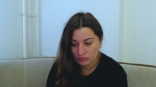 Helen Adams  online show from February 2025 11:32:02 AM