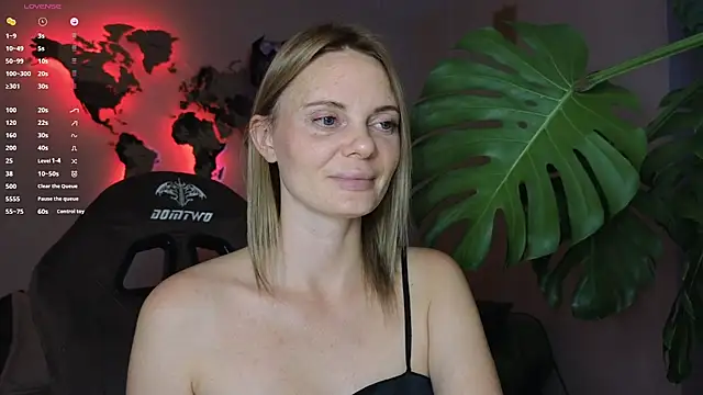 Snapshot of Sam_Klaus chatting on October 2025 09:12:02 PM Sam Klaus online show from October 2025 09:12:02 PM